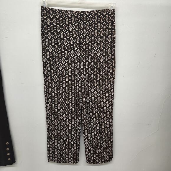 Chico's Travelers 2 Piece Capri Cropped Pants Slinky Knit Brown Size 0 Small - Picture 4 of 10